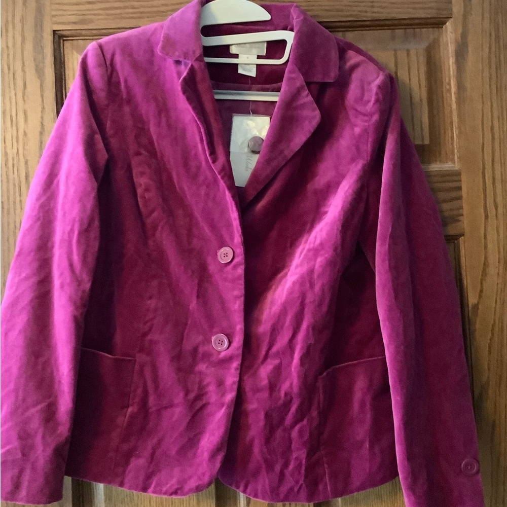 Fun fuchsia velvet blazer